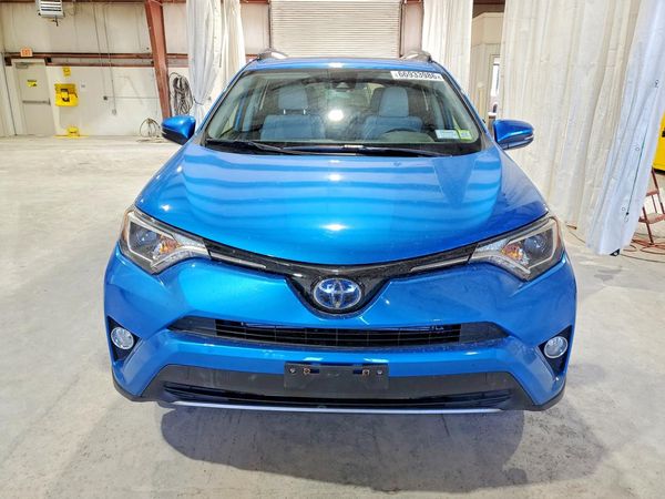 2018 TOYOTA RAV 4