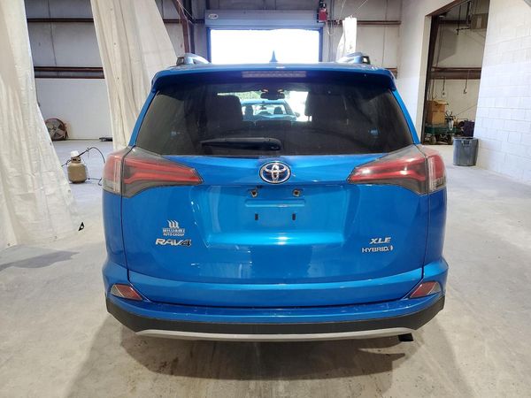 2018 TOYOTA RAV 4
