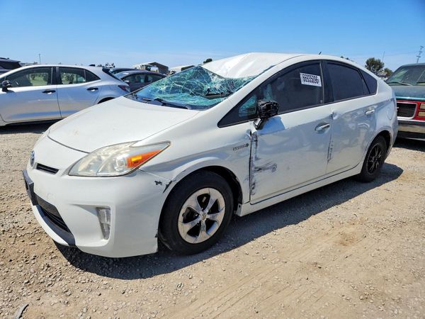 2014 TOYOTA PRIUS