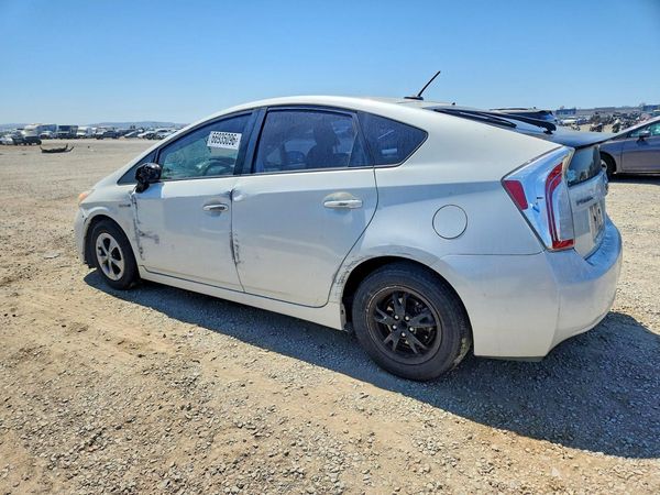 2014 TOYOTA PRIUS