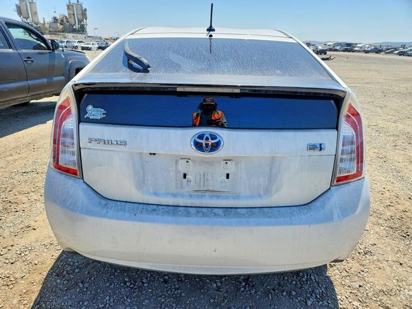 2014 TOYOTA PRIUS