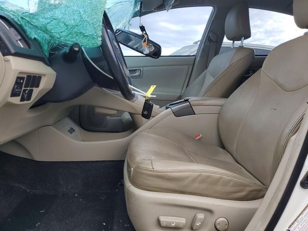 2014 TOYOTA PRIUS