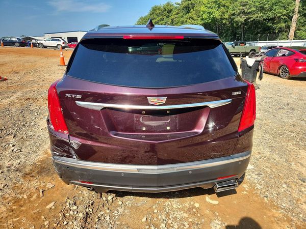 2018 CADILLAC XT5