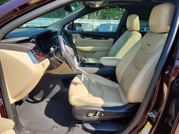 2018 CADILLAC XT5