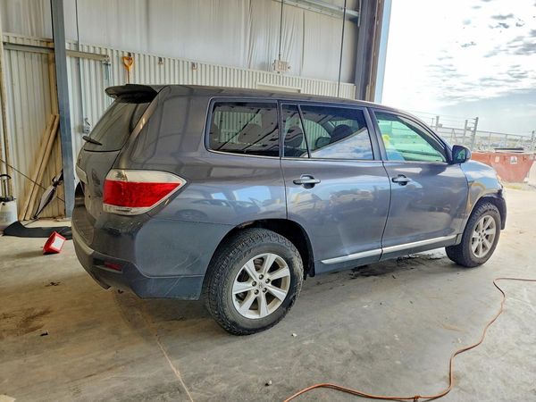 2013 TOYOTA HIGHLANDER Base/Hybrid