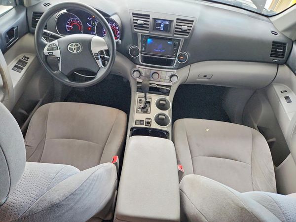 2013 TOYOTA HIGHLANDER Base/Hybrid