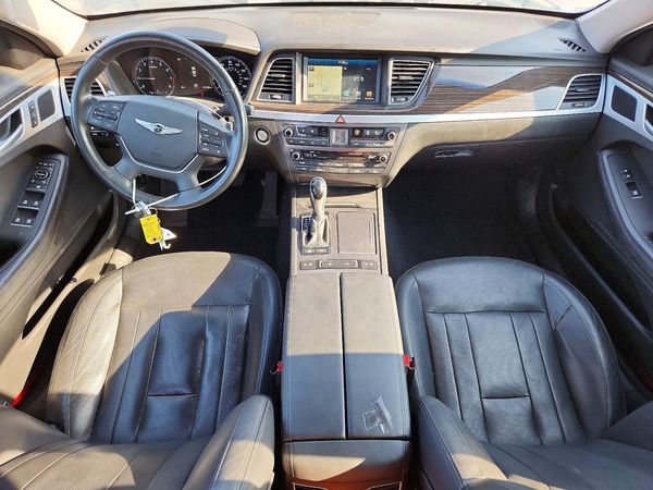 2017 GENESIS G80