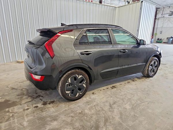 2024 KIA NIRO Wind