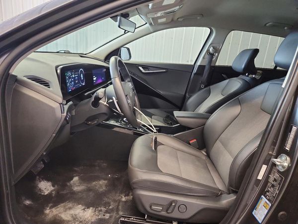 2024 KIA NIRO Wind