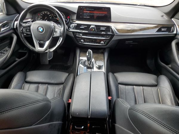 2018 BMW 530