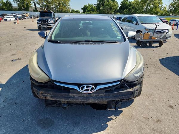 2015 HYUNDAI ELANTRA