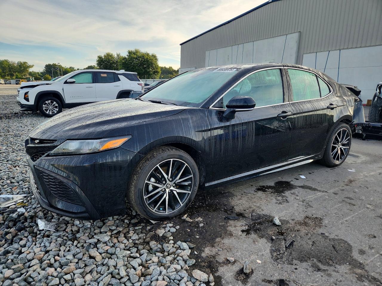 2024 TOYOTA CAMRY