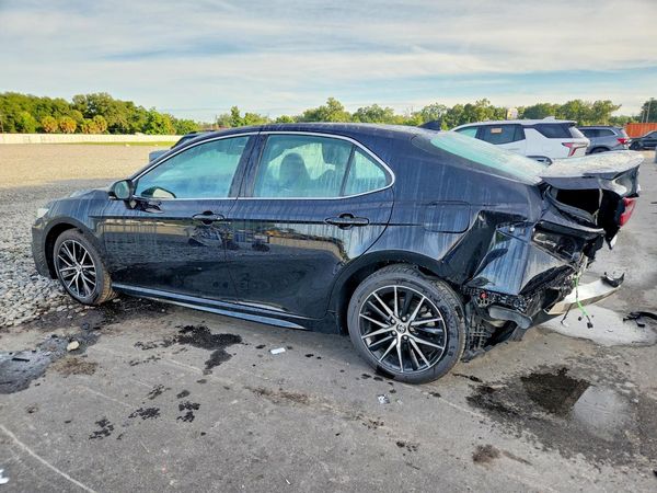 2024 TOYOTA CAMRY