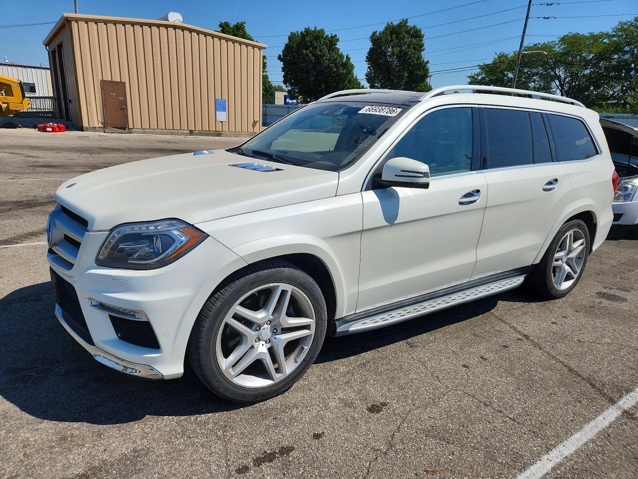 2014 MERCEDES-BENZ GL GL 550 4MATIC — Front 3/4