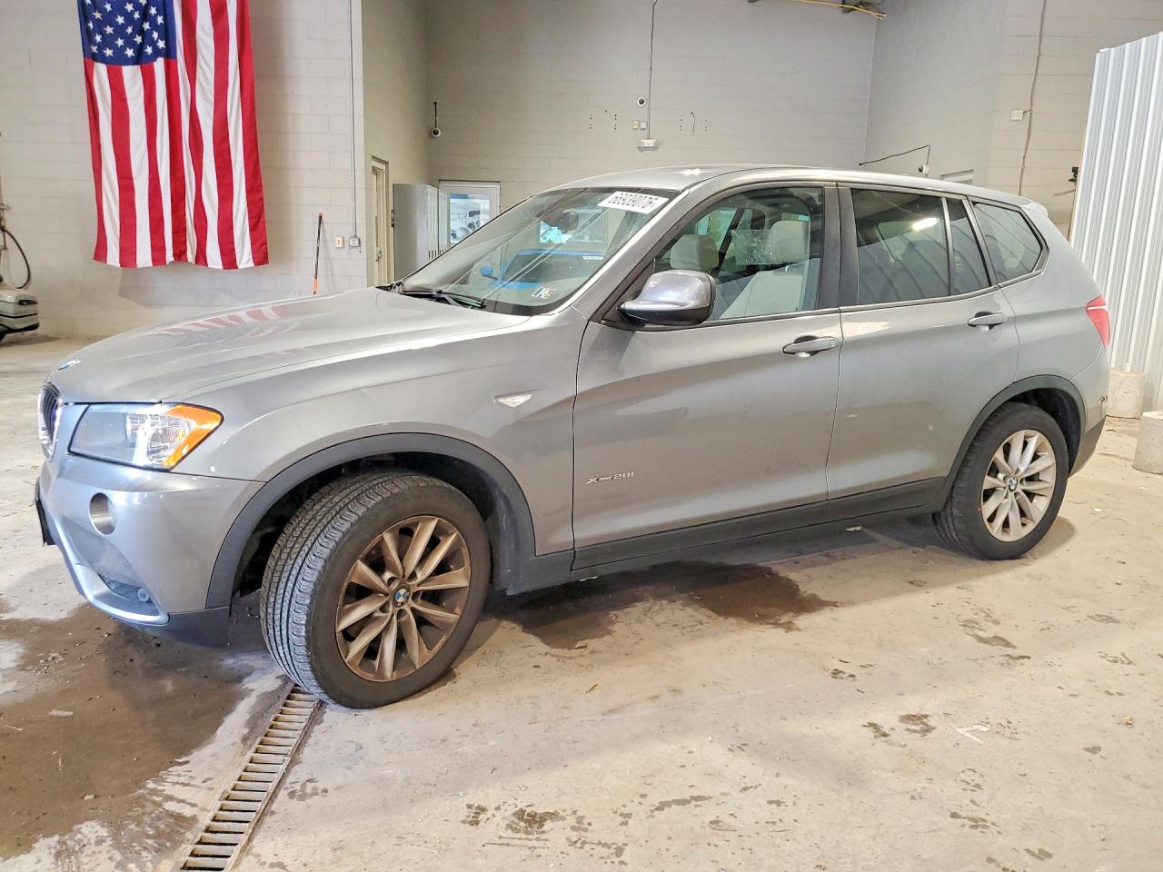 2013 BMW X3 xDrive28i — Front 3/4