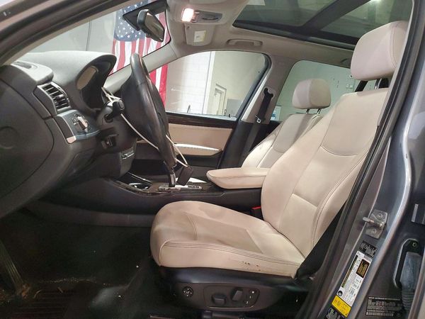 2013 BMW X3 xDrive28i — DENT