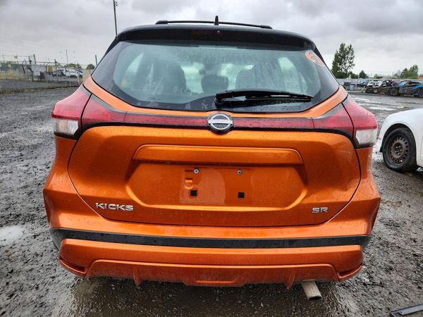 2023 NISSAN KICKS SR