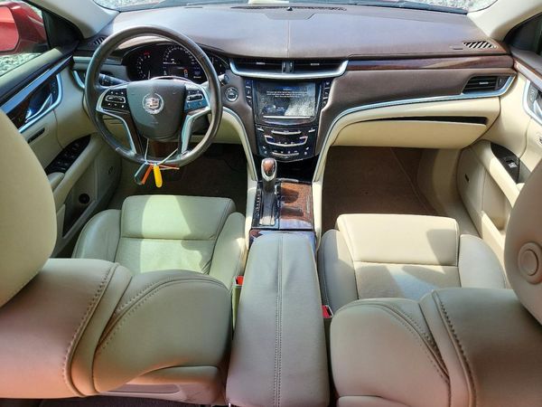 2015 CADILLAC XTS Luxury