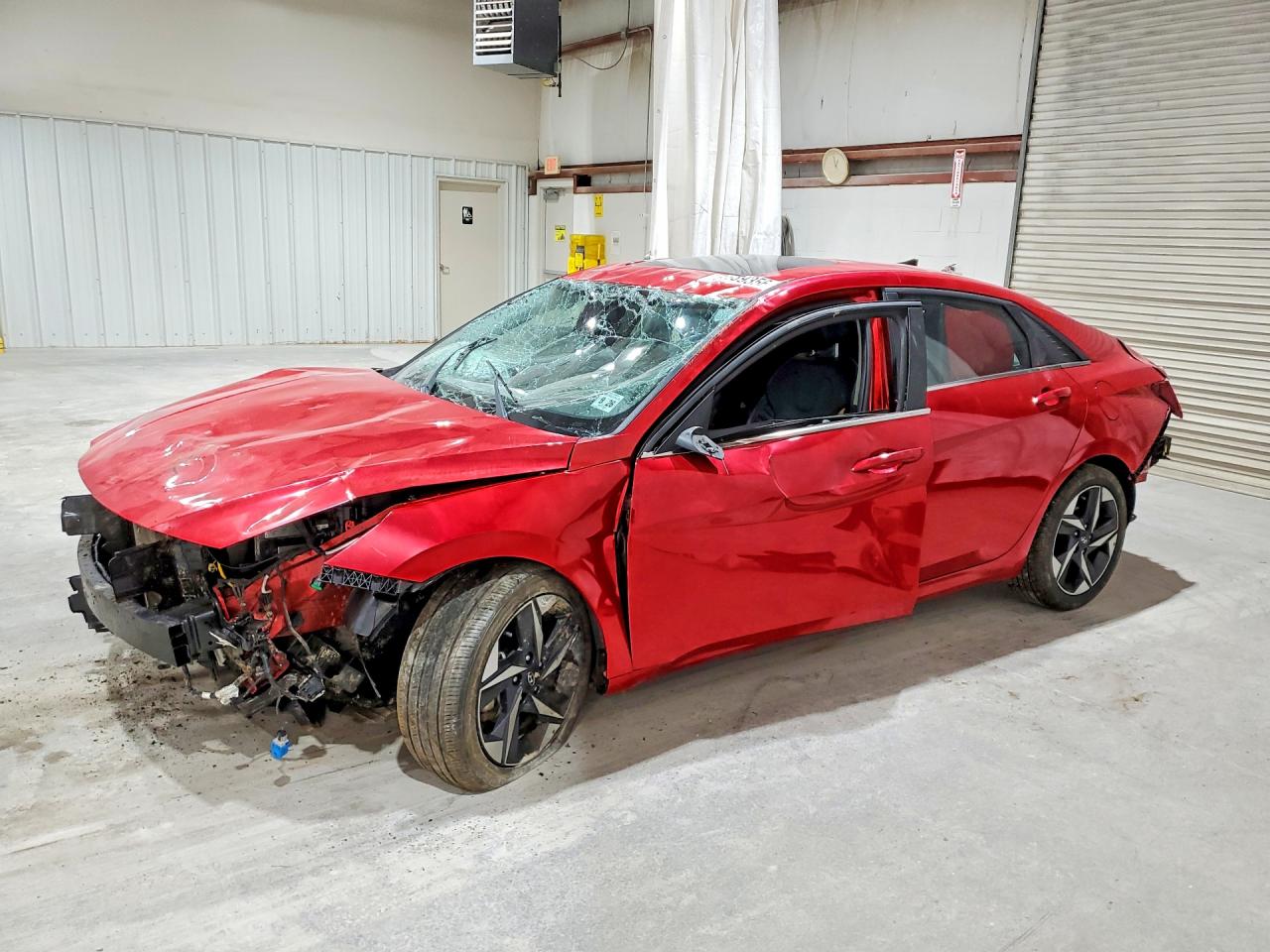 2021 HYUNDAI ELANTRA Limited — Front 3/4