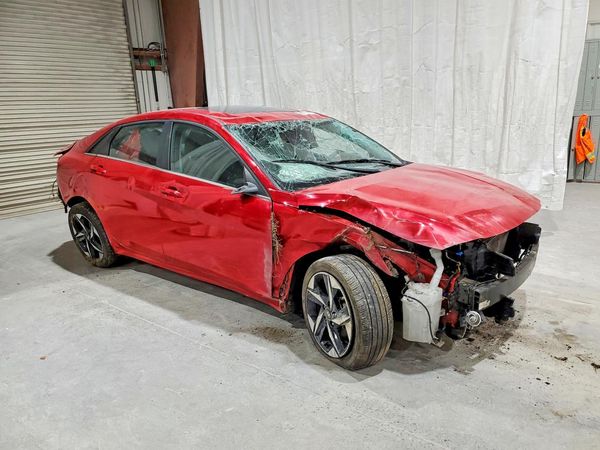 2021 HYUNDAI ELANTRA Limited — Passenger 3/4