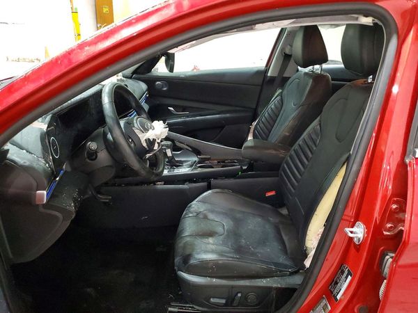 2021 HYUNDAI ELANTRA Limited — DENT
