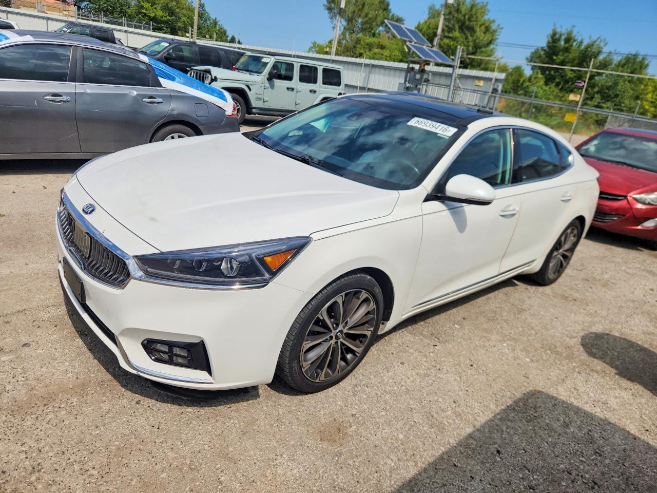 2019 KIA CADENZA