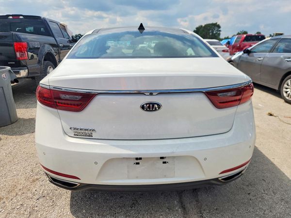 2019 KIA CADENZA