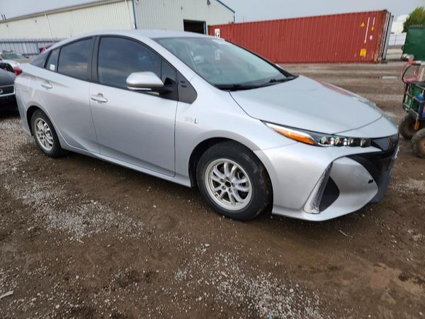 2021 TOYOTA PRIUS