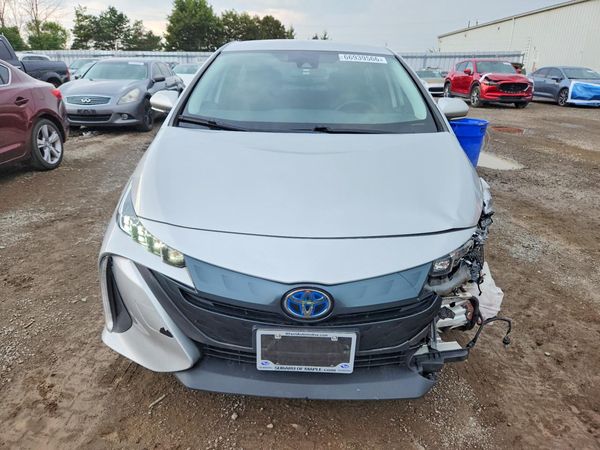 2021 TOYOTA PRIUS