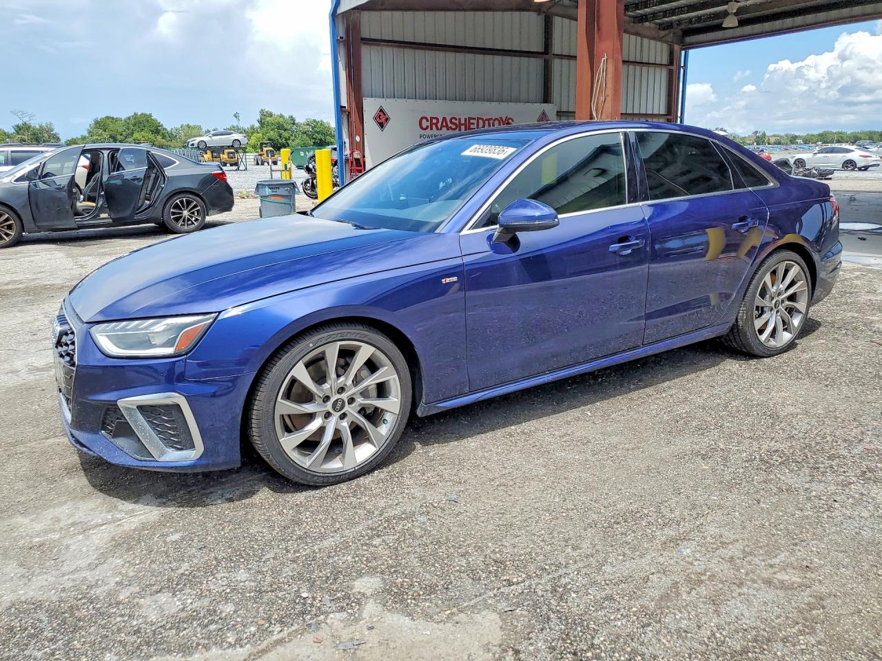 2021 AUDI A4 quattro Premium Plus
