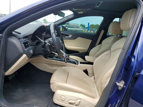 2021 AUDI A4 quattro Premium Plus