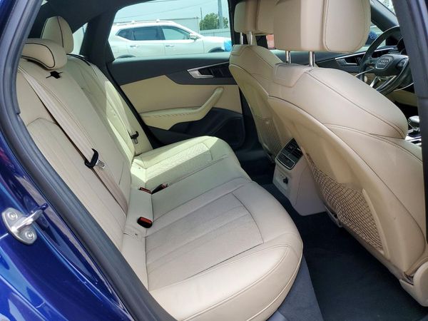2021 AUDI A4 quattro Premium Plus