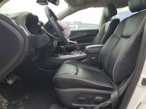 2019 INFINITI QX60 — DENT