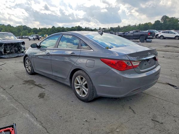 2013 HYUNDAI SONATA GLS/ GLS Popular