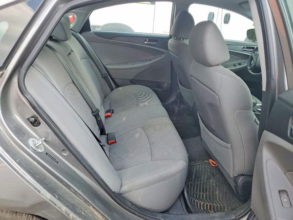 2013 HYUNDAI SONATA GLS/ GLS Popular