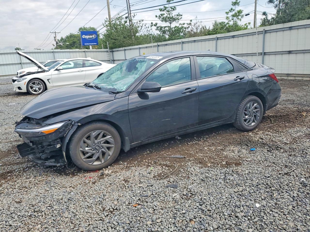 2024 HYUNDAI ELANTRA