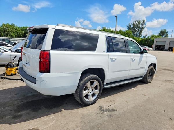 2016 CHEVROLET SUBURBAN LS