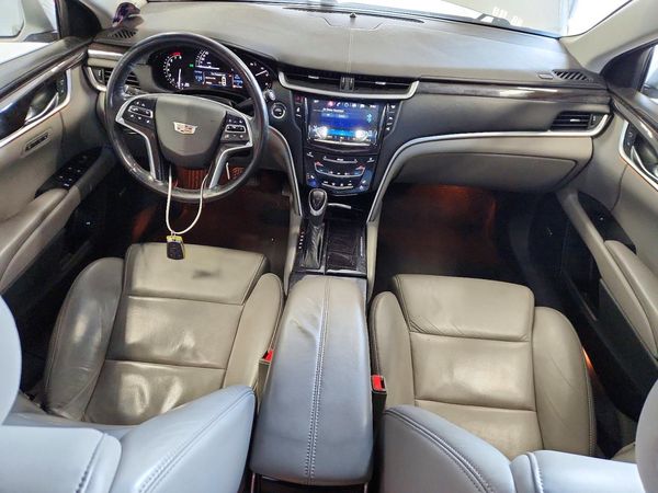 2017 CADILLAC XTS