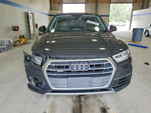 2018 AUDI Q5 quattro Premium Plus