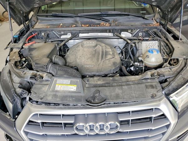 2018 AUDI Q5 quattro Premium Plus