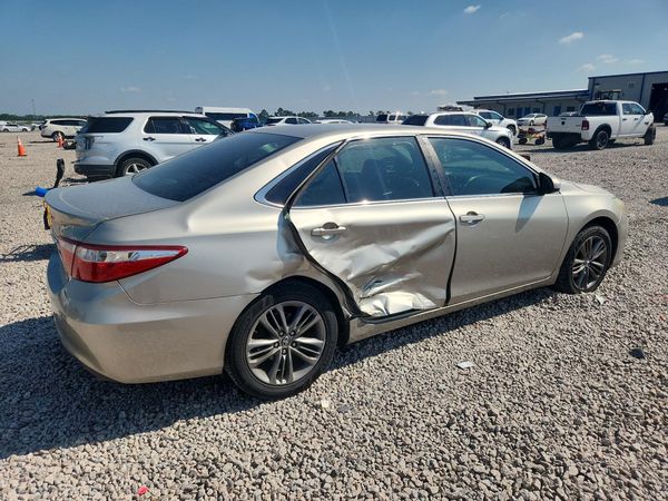 2015 TOYOTA CAMRY