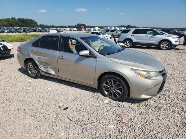 2015 TOYOTA CAMRY