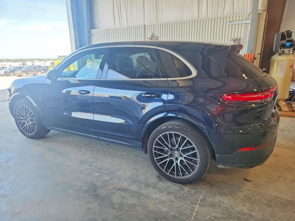 2019 PORSCHE CAYENNE