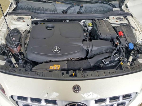 2018 MERCEDES-BENZ 250 GLA250-4M