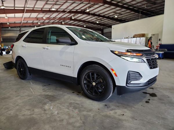 2022 CHEVROLET EQUINOX LS