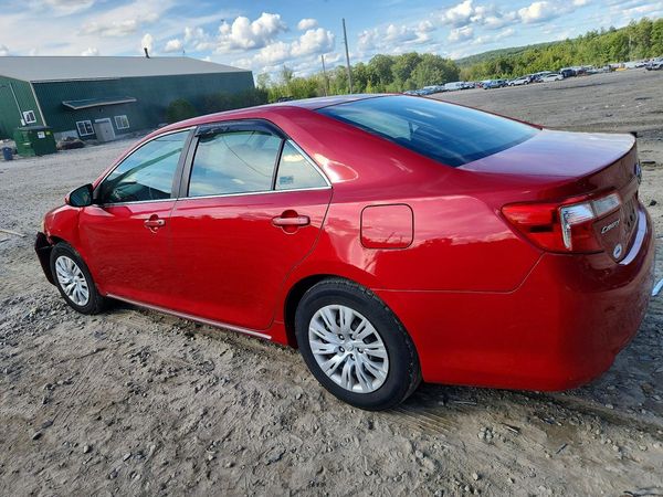 2012 TOYOTA CAMRY