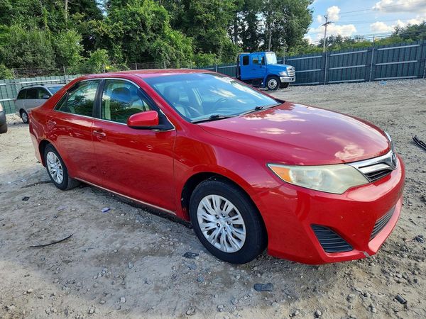 2012 TOYOTA CAMRY