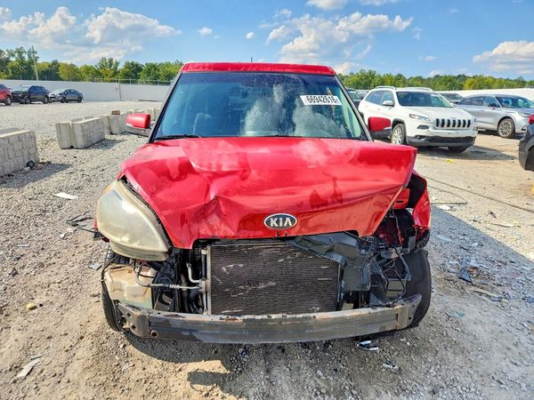 2013 KIA SOUL
