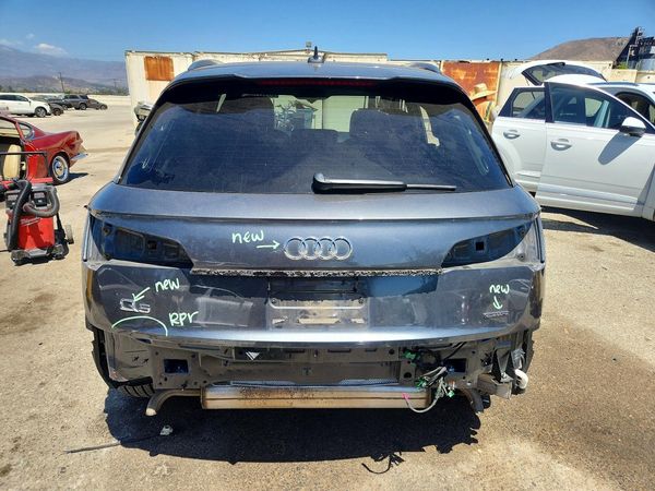 2022 AUDI Q5
