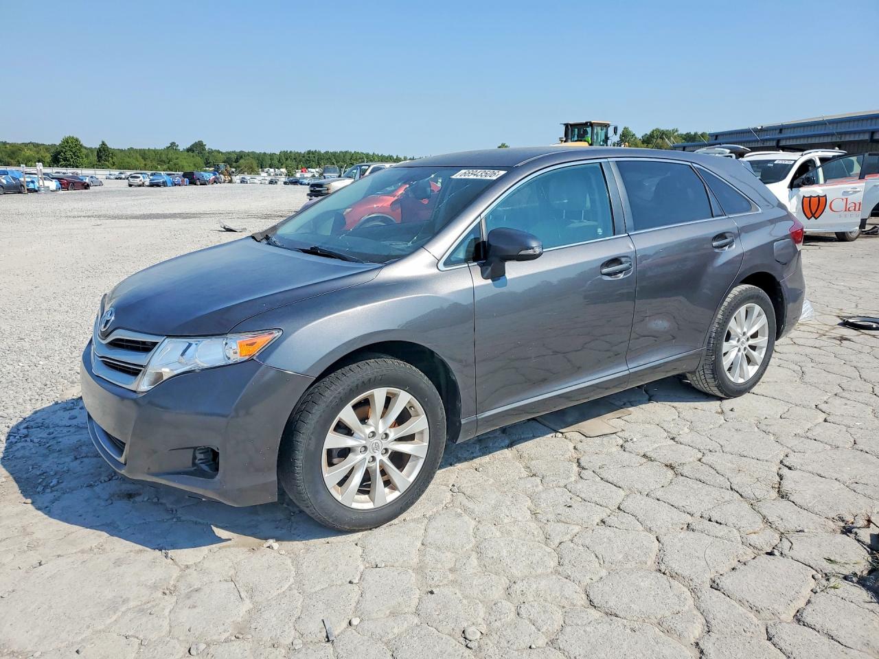 2013 TOYOTA VENZA — Front 3/4